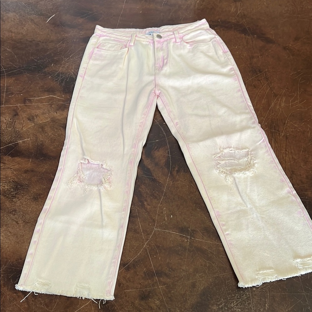 Women’s boutique Pink Washed distressed denim jeans by Fate size small